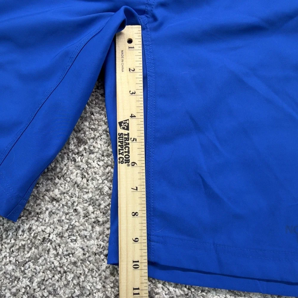 The North Face Blue Board Shorts Swim Trunks Mens Size 32‎ Zip Pocket